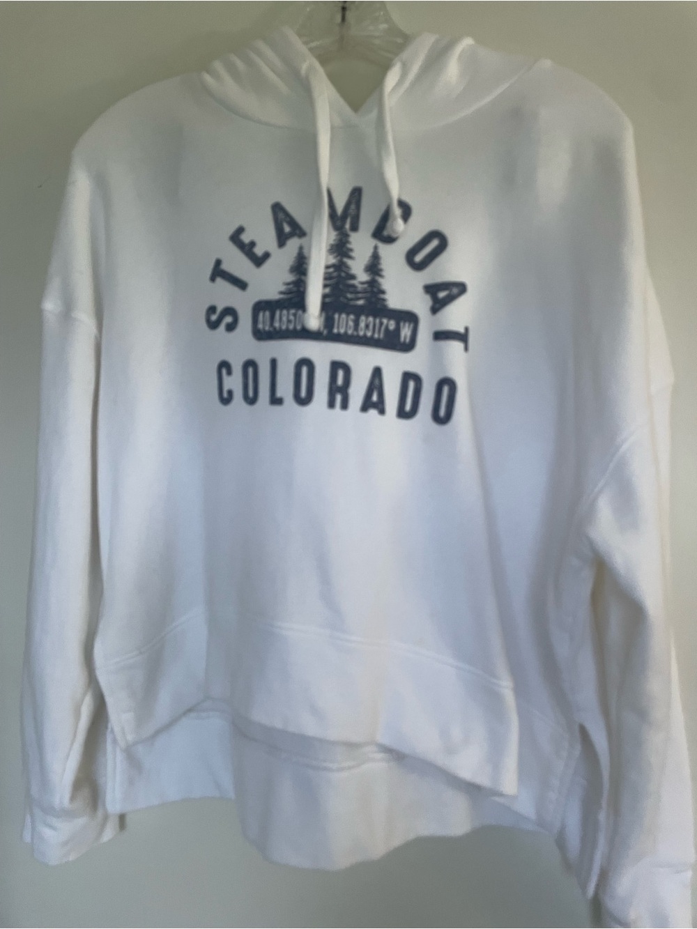 Very cute white hoodie